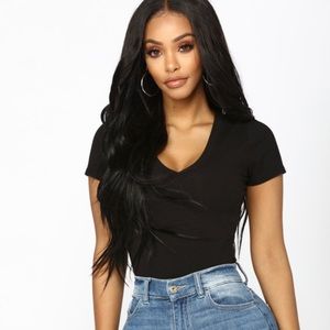 🔥🔥FASHION NOVA Black Bodysuit !!!
